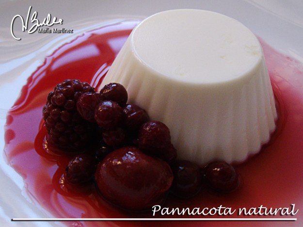 Recetas Dukan: Pannacota con frutos rojos