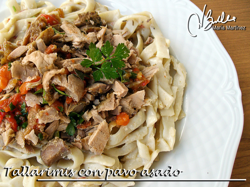 Tallarimis con salsa de queso y taquitos de pavo: Recetas Dukan